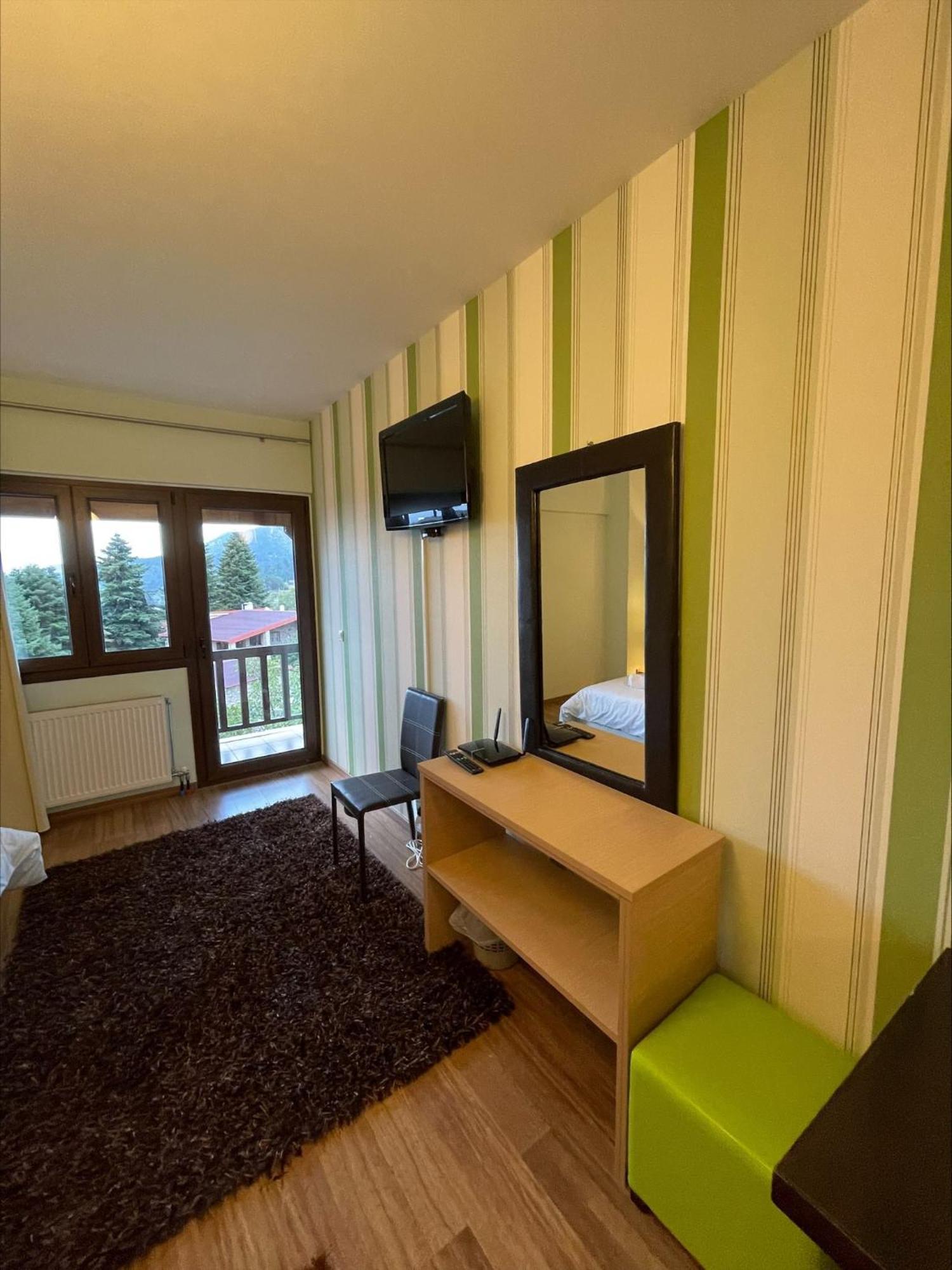 7Hills By Life Houses Eptálofos Room photo